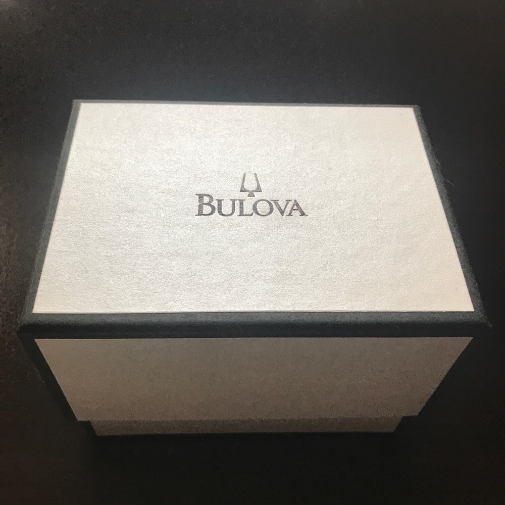 Bulova Timepiece - Picture 6 of 7